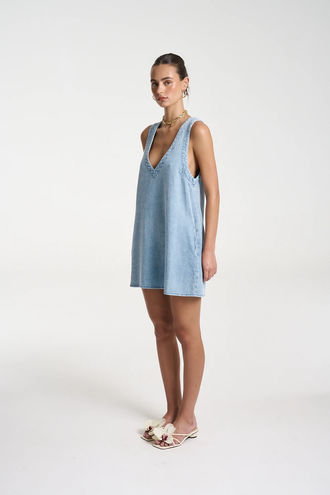 SUMMI SUMMI Denim v neck shift - Sky blue denim