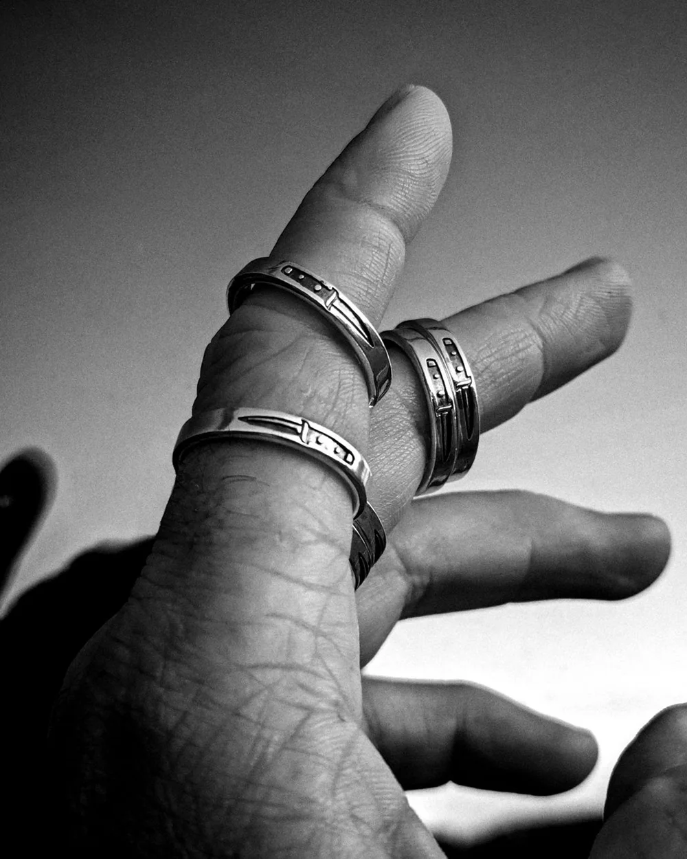 SUE THE BOY Dagger Stacker Ring Size T - 925 silver