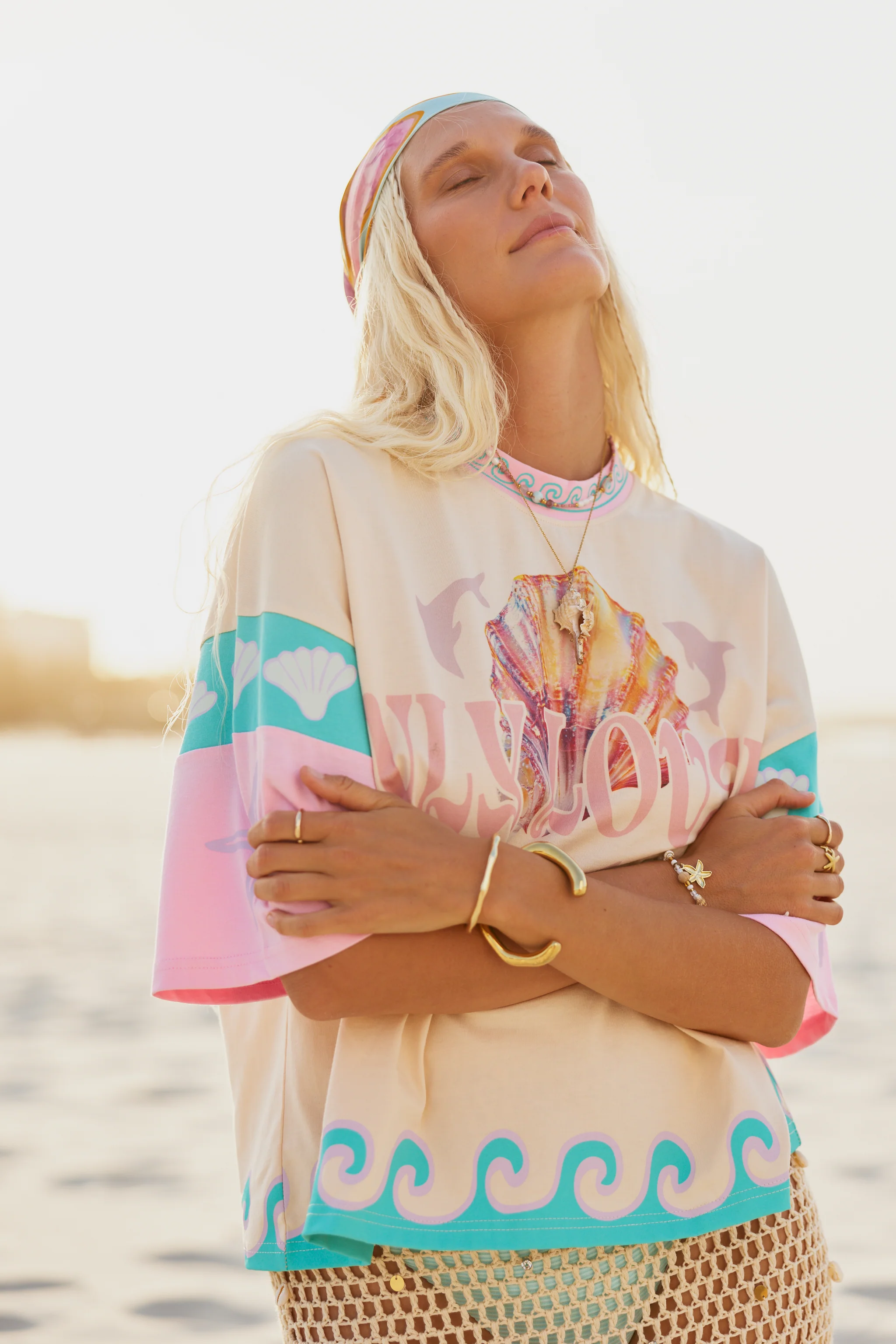 ONLY LOVERS LEFT Dolphini boxy tee