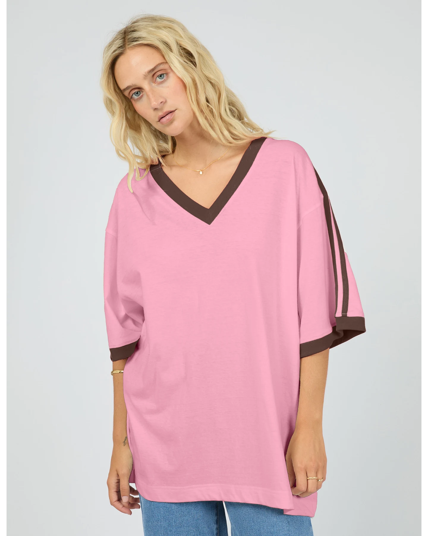 ALL ABOUT EVE Zulu V-Neck Tee - Orchid