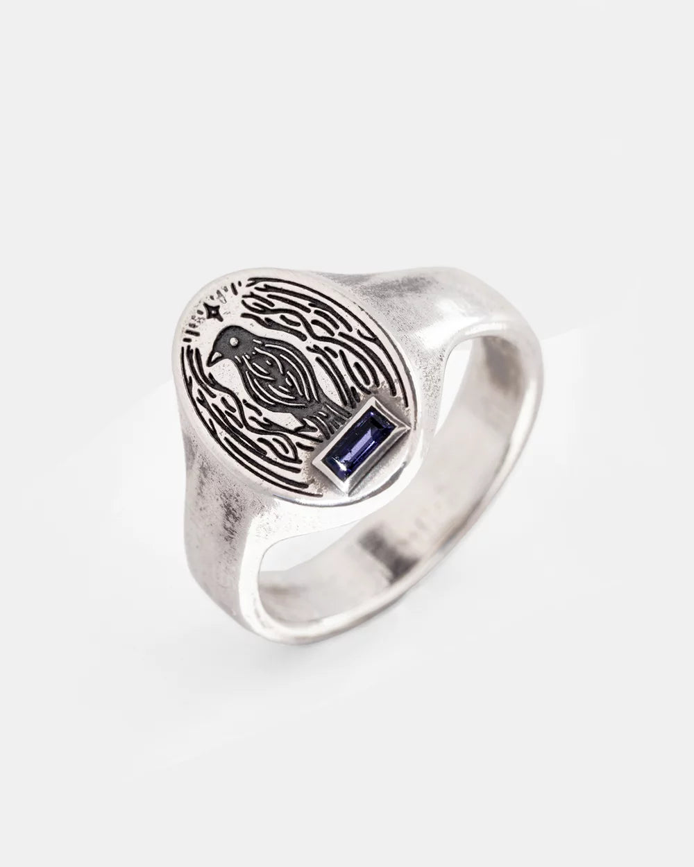 SUE THE BOY Satin Bowerbird Signet Ring Size W - 925 silver/lolite