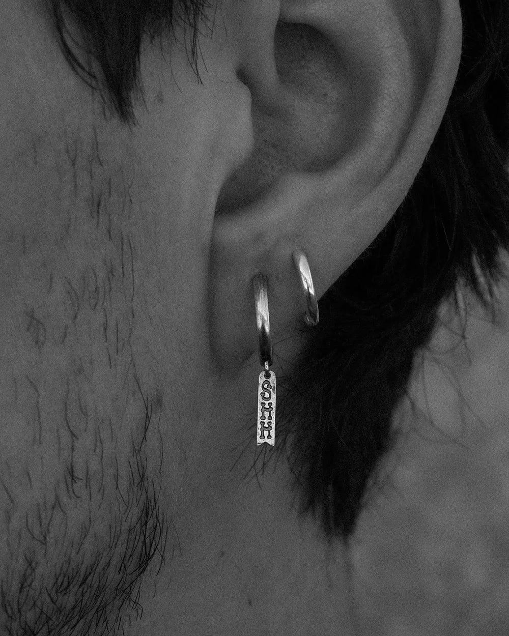 SUE THE BOY Shh Huggie Pair