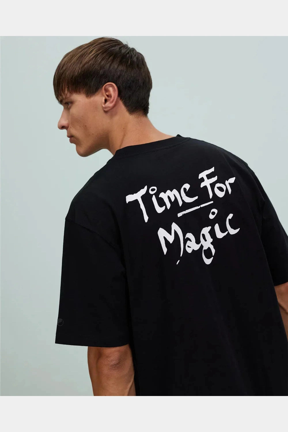 Worship time for magic tee - black
